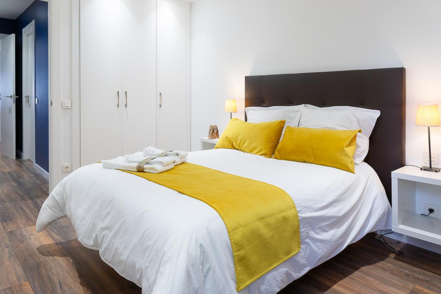 Andbnb I Apartamento Centrico Con Terraza Y Parking Gratuito Apartment Andorra la Vella Bagian luar foto