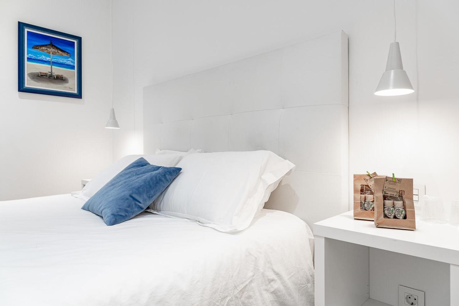 Andbnb I Apartamento Centrico Con Terraza Y Parking Gratuito Apartment Andorra la Vella Bagian luar foto